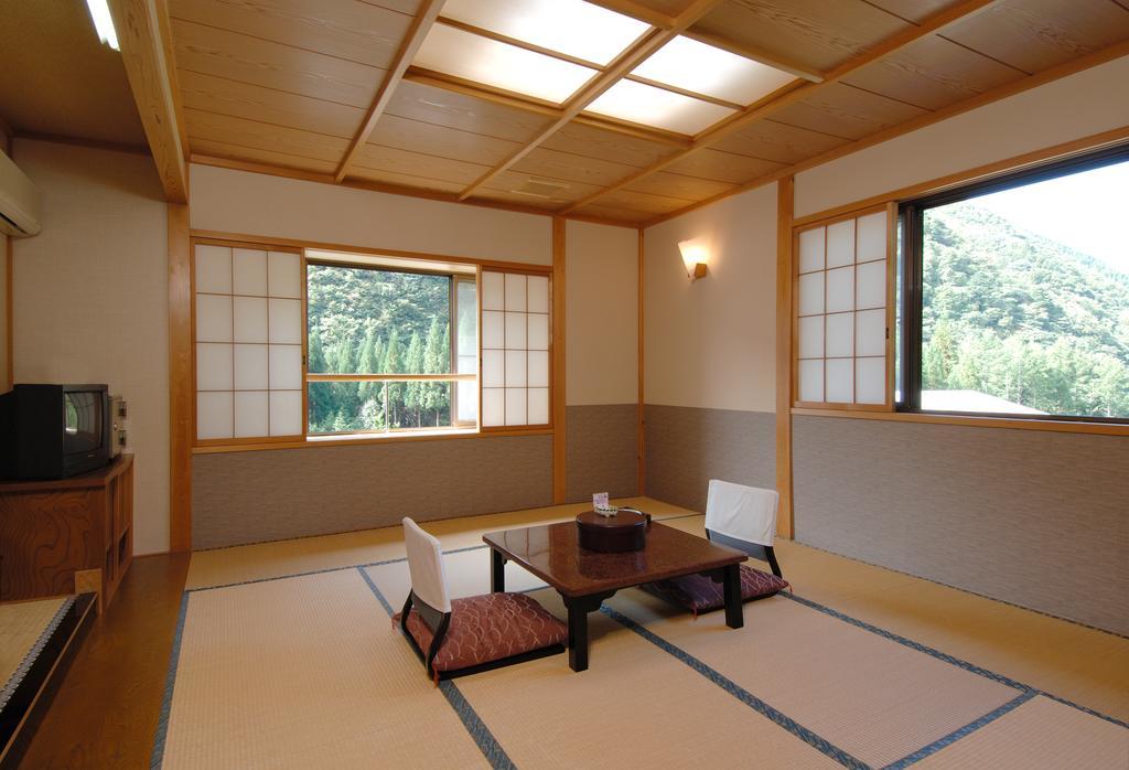 Konji Ryokan Hotel Takayama  Ruang foto